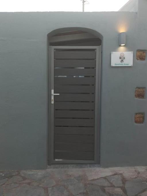Spartines Home Votsi  Luaran gambar
