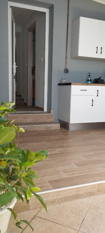 Spartines Home Votsi  Luaran gambar